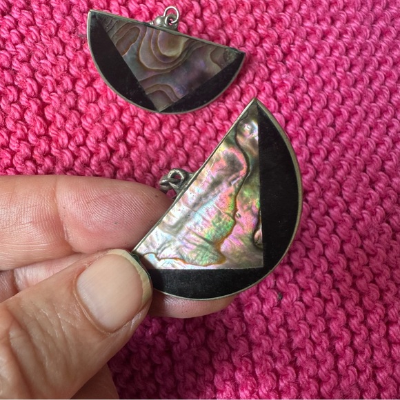 Vintage Alpaca Silver Mexican Black Enamel & Abalone Shell Dangle Drop Earrings - Picture 4 of 6